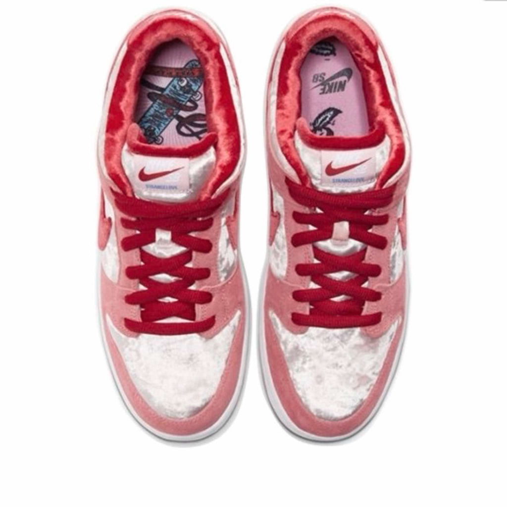 Nike SB Dunk Low StrangeLove Skateboards