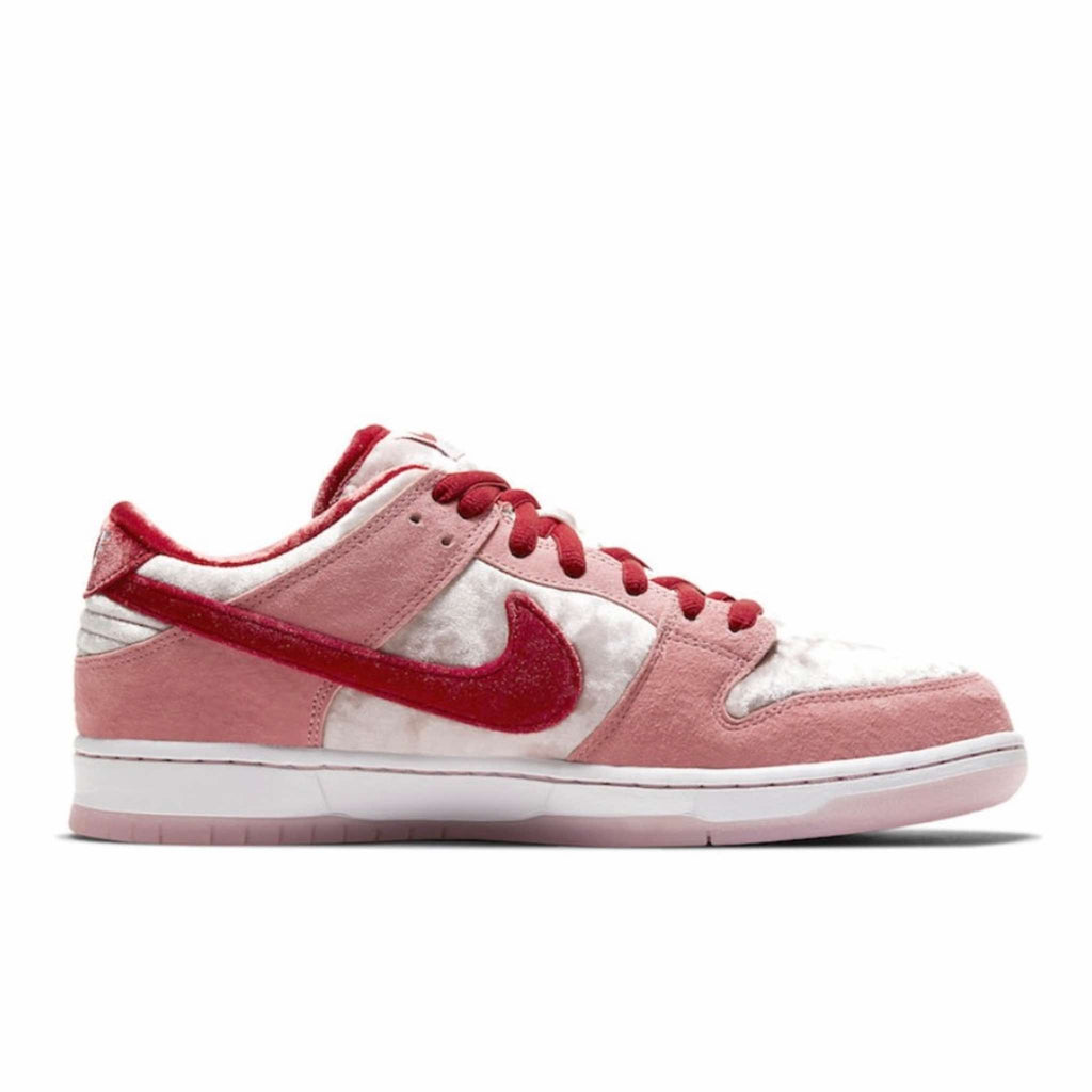 Nike SB Dunk Low StrangeLove Skateboards